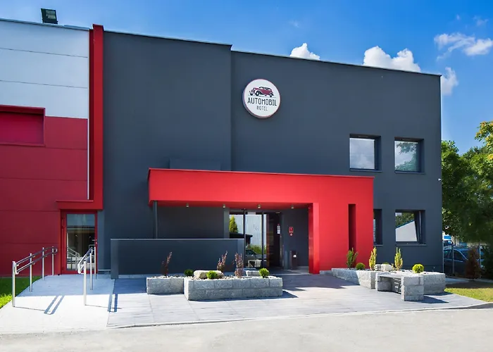 Automobil Hotel